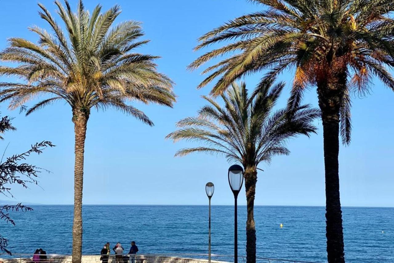 Fully Equipped Beachfront Studio In The Heart Of The City Center Bd Leclerc Antibes Ngoại thất bức ảnh